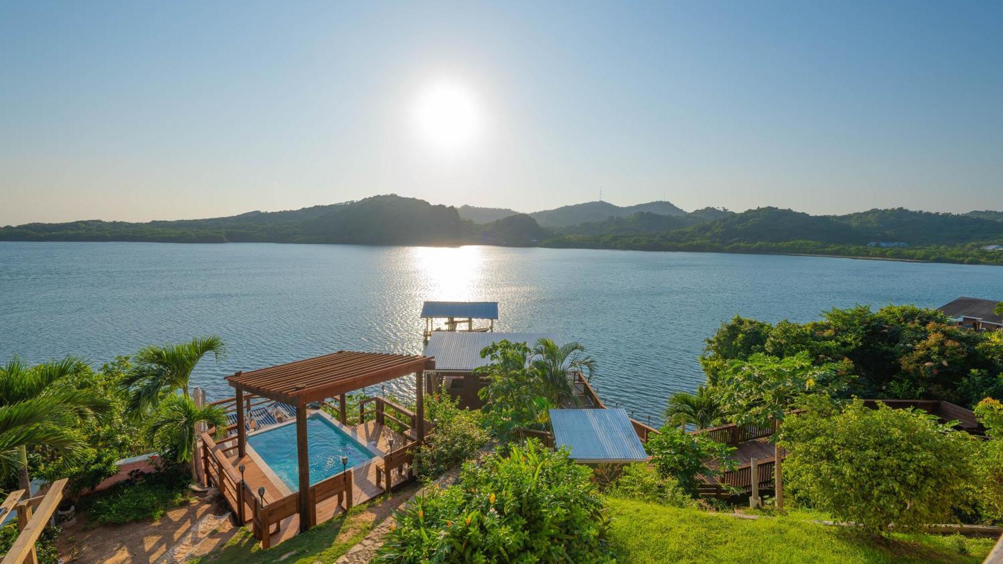 El Palacio Rosa On Blue Lagoon 3Br Beachfront Suite On Pristine & Quiet Bay W Incredible Views Arrozal Ngoại thất bức ảnh